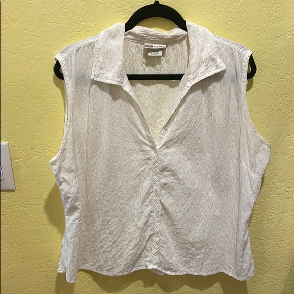 Faded Glory Tops - Large 12/14 99% cotton faded glory Women's White Sleeveless Top